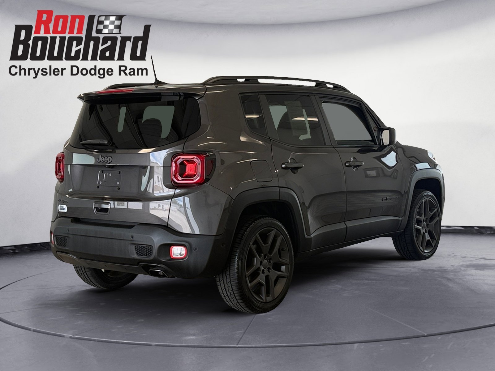 Certified Used 2021 Granite Crystal Metallic Clearcoat Jeep 80th Anniversary image 2