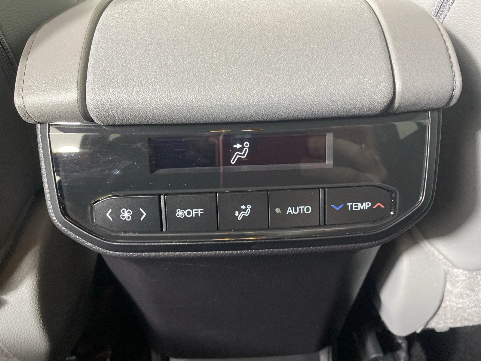 Used 2025 Magnetic Gray Metallic Toyota XLE image 27