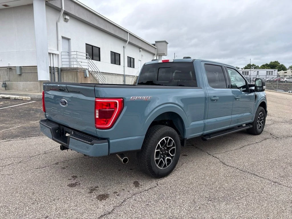 Used 2023 Blue Ford XLT image 7