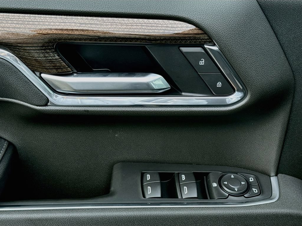 2026 Chevrolet Silverado 1500 LT - Photo 18