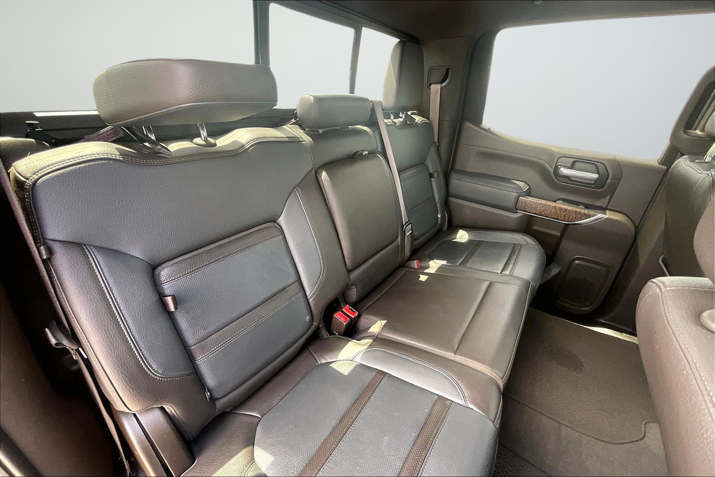Used 2020 Black GMC Denali image 17
