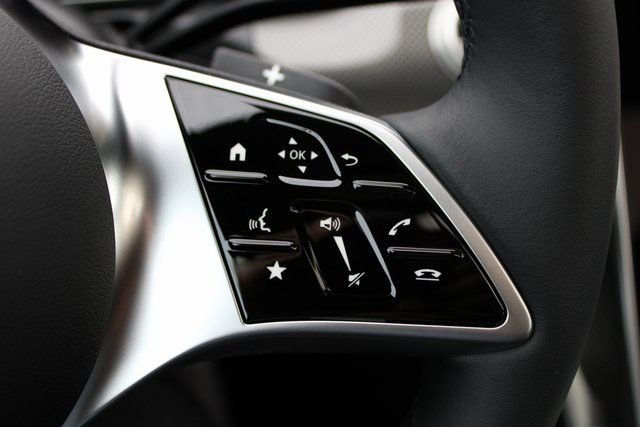 2025 Mercedes-Benz C-Class Sedan C 300 - Photo 20
