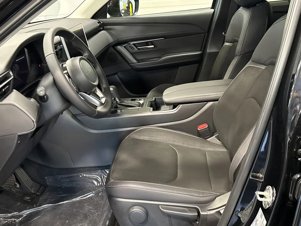 New 2026 Jet Black Mica Mazda 2.5 S Select AWD image 5