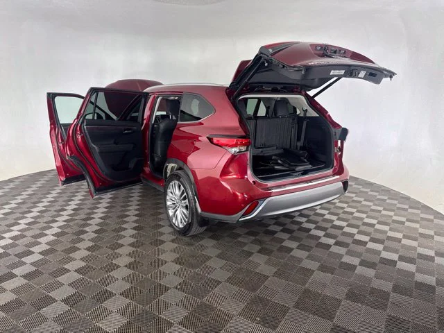 Used 2023 Red Toyota Platinum image 17