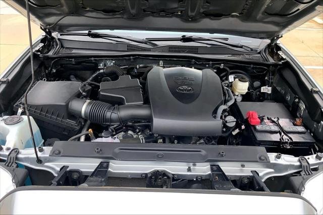 Certified Used 2022 CELESTIAL SILVER Toyota  image 29