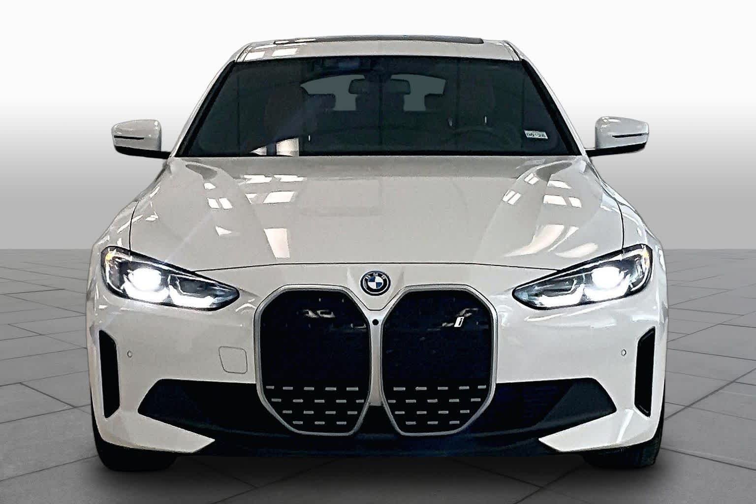 Used 2024 Alpine White BMW eDrive40 image 3