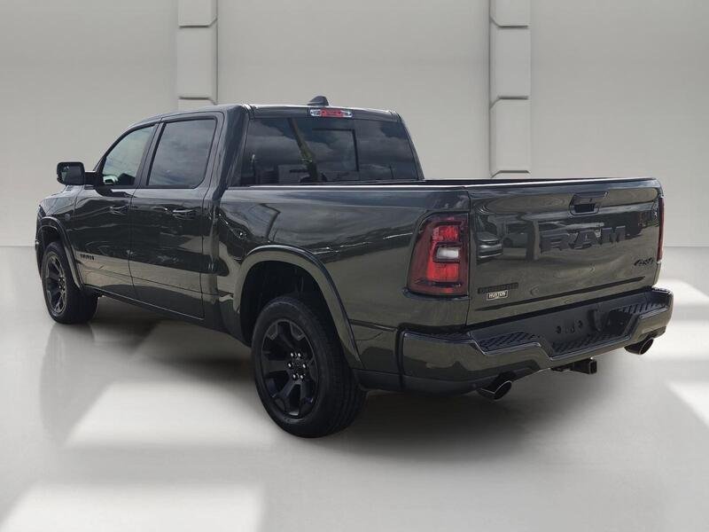 New 2027 Tank Exterior Paint RAM BIG HORN 4X4 CREW CAB 5