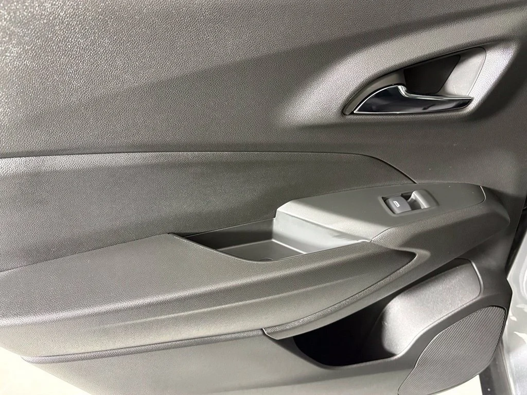 2026 Chevrolet Trax LS - Photo 38