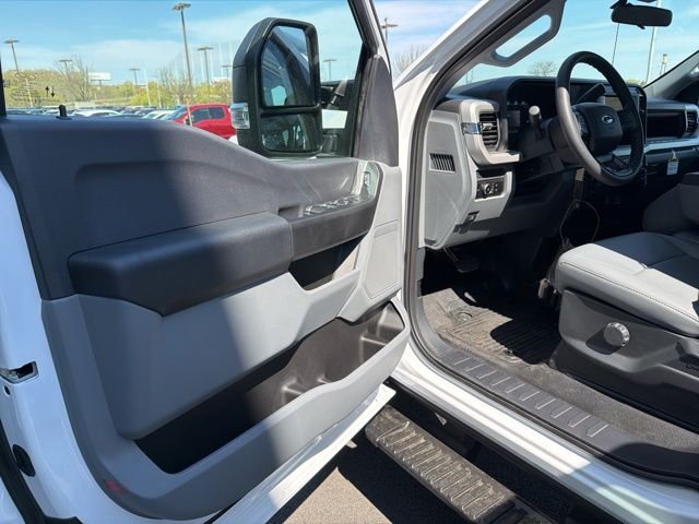 New 2026 Oxford White Ford F-350® XL image 12