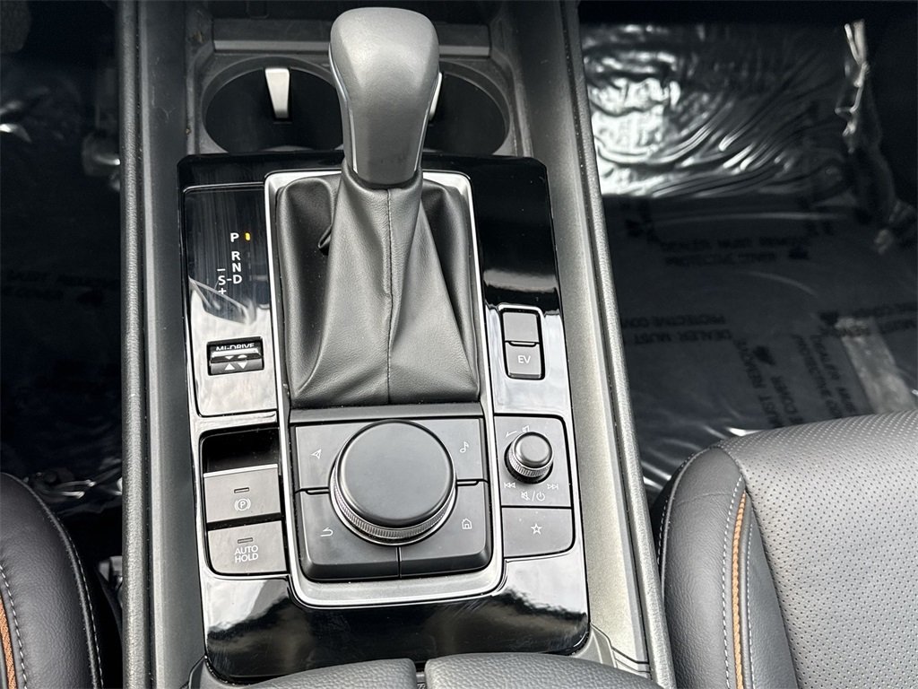 2025 MAZDA CX-50 - Image 19