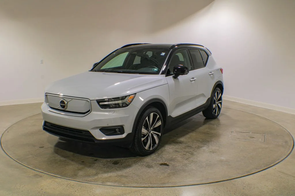 2021 Volvo XC40 P8 Recharge AWD's photo