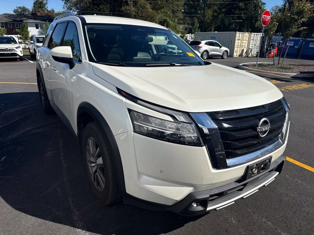 2022 Nissan Pathfinder