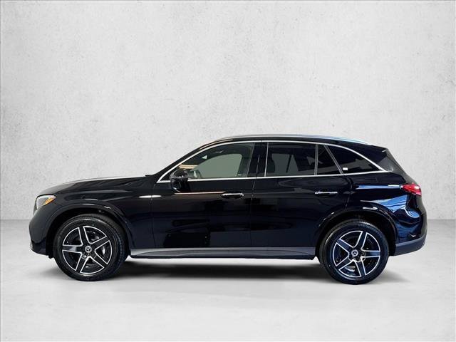 New 2026 Black Mercedes-Benz GLC 300 image 38