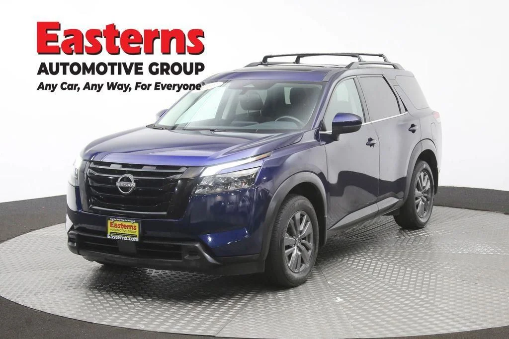 Used 2023 Blue Nissan SV image 1