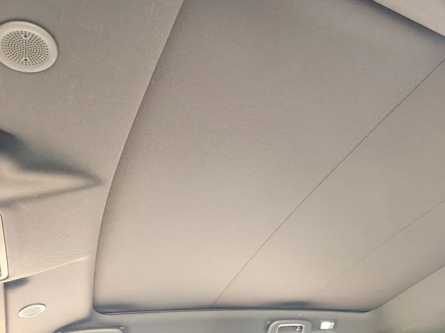 Certified Used 2025 Gray Land Rover SE image 24