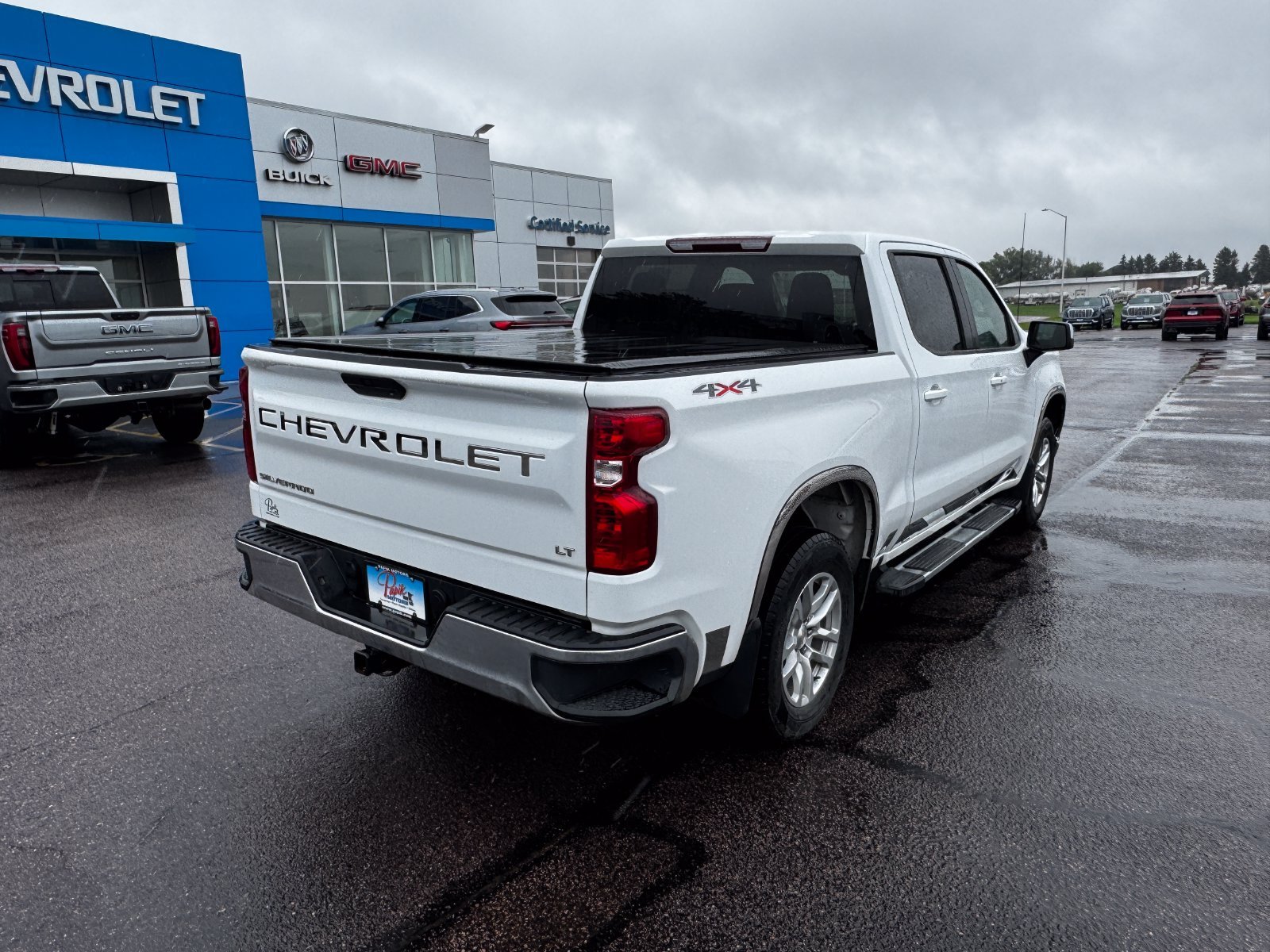 Used 2021 Summit White Chevrolet LT image 9