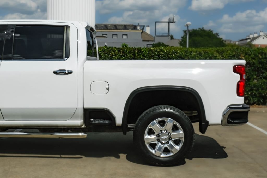 Used 2020 White Chevrolet LTZ image 17
