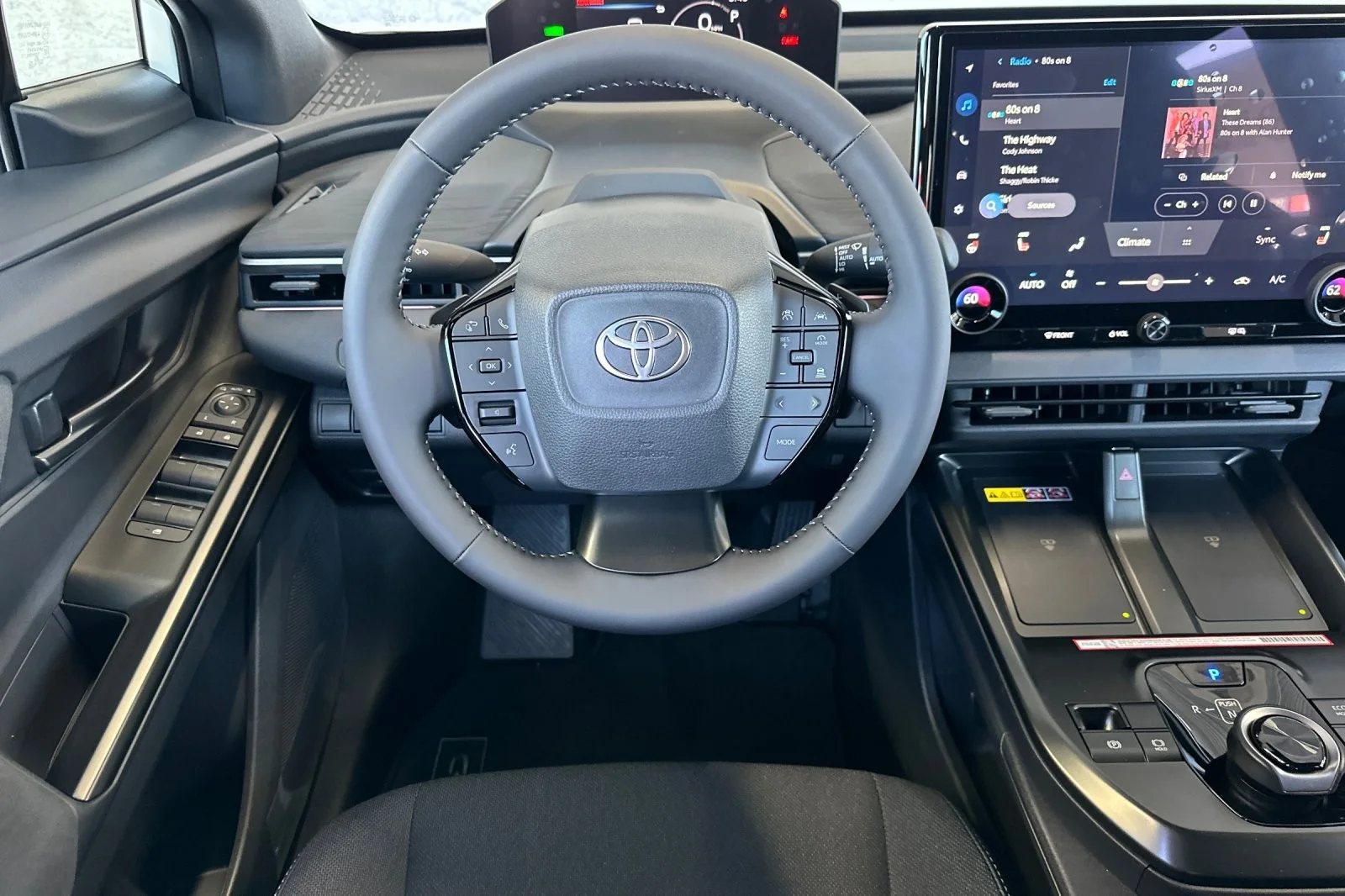 New 2026 Wind Chill Pearl <sup>1</sup> Toyota  SE image 13