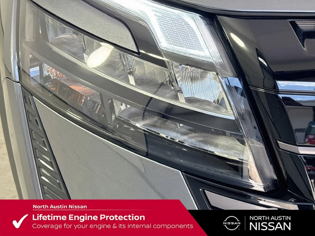 New 2026 Gray Nissan Platinum image 41