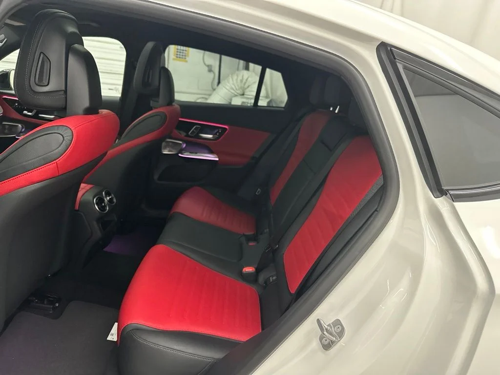 New 2027 White Mercedes-Benz GLC 300 image 24