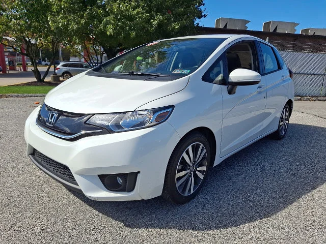 Used 2017 White Honda EX image 3