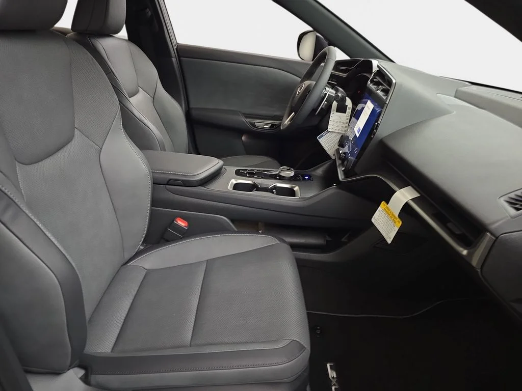 New 2026 Caviar Lexus PREMIUM AWD image 9