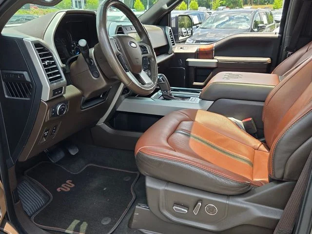 Used 2020  Ford King Ranch image 15