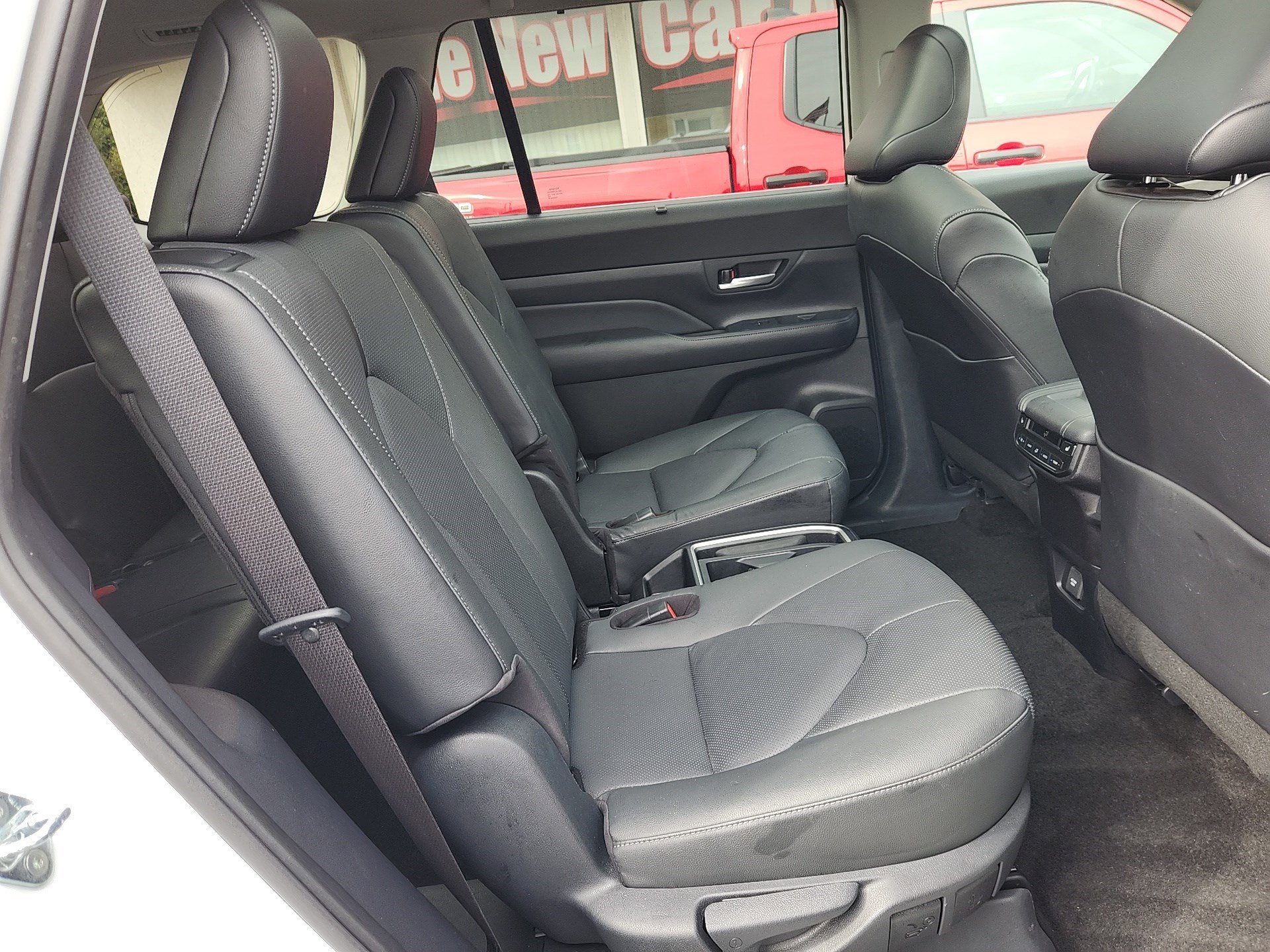 2024 Toyota Grand Highlander Limited - Photo 34