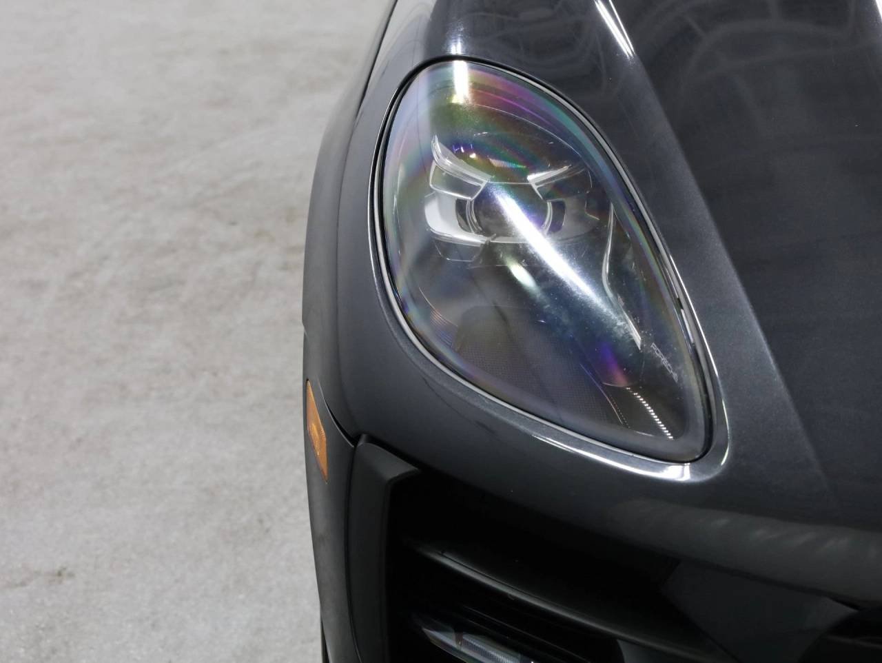 Used 2020 Vulcano Gray Metallic Porsche Macan image 15