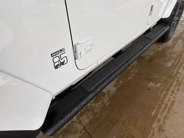 New 2026 Bright White Clearcoat Jeep 85th Anniversary Edition image 10