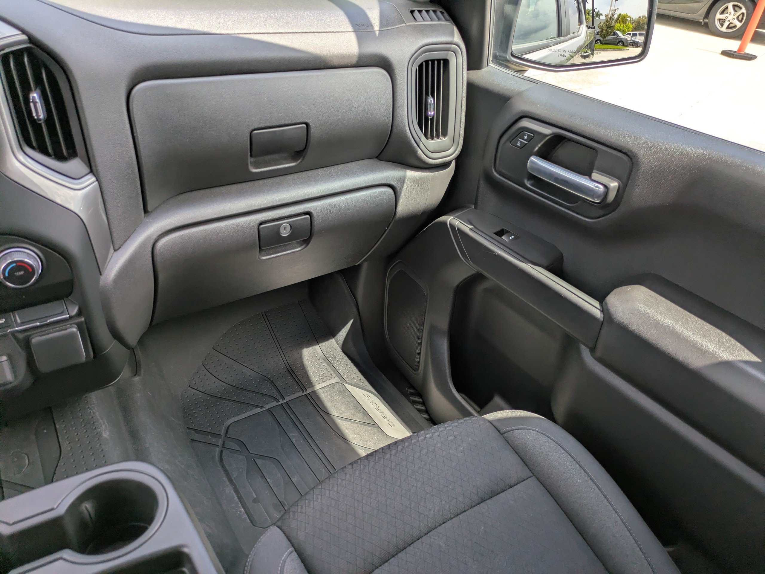2025 Chevrolet Silverado 1500 Custom - Photo 15