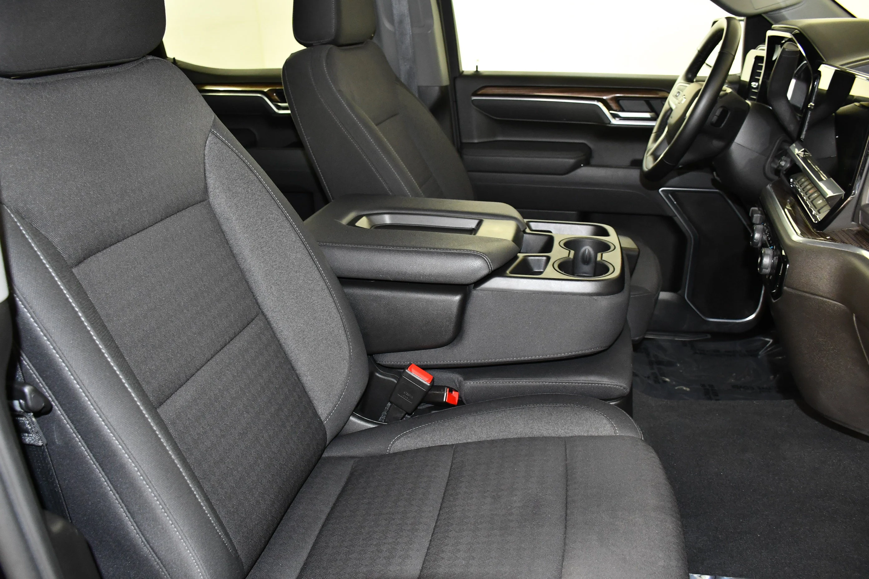 Used 2026 Black Chevrolet RST image 43