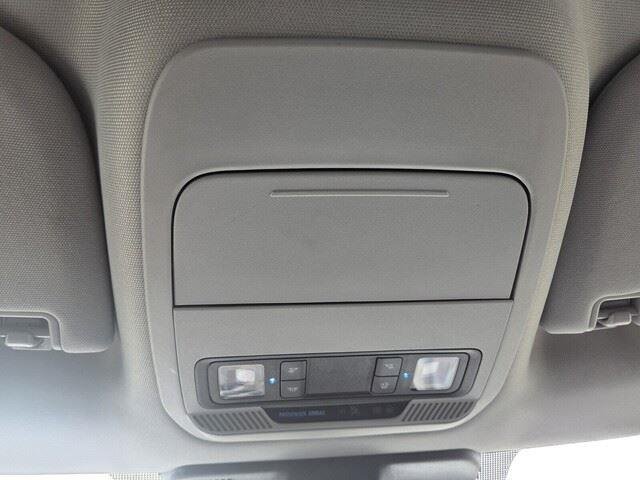 Used 2023 Iconic Silver Metallic Ford XLT image 20