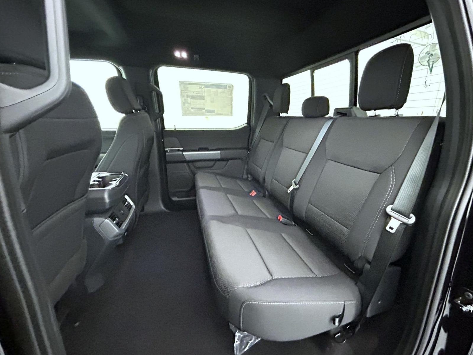 New 2026 Agate Black Metallic Ford XLT image 19