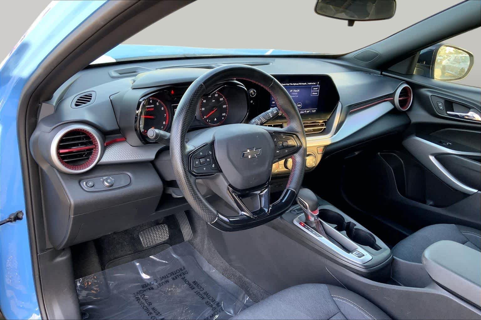 Used 2024 Fountain Blue Chevrolet 1RS image 17