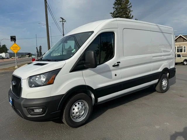 New 2026 Oxford White Ford Base image 8