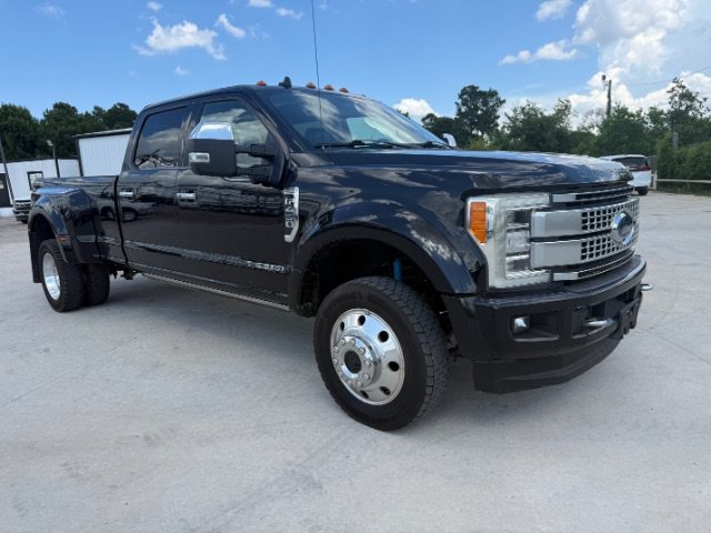 Used 2019 Black Ford Platinum image 7