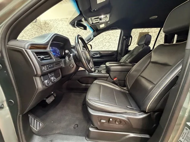 Used 2024 Green Chevrolet Premier image 17