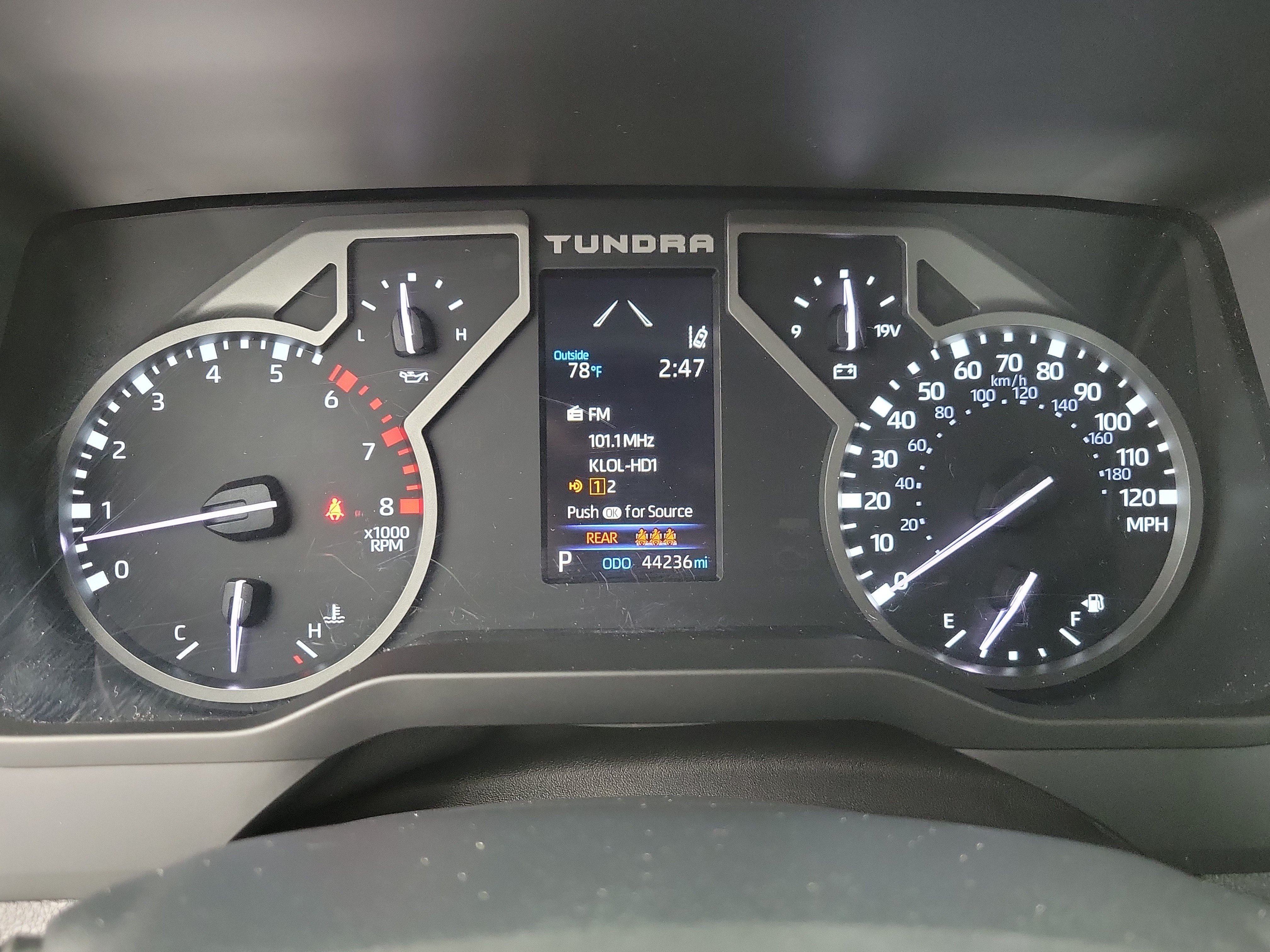Used 2023 Ice Cap Toyota SR5 image 23