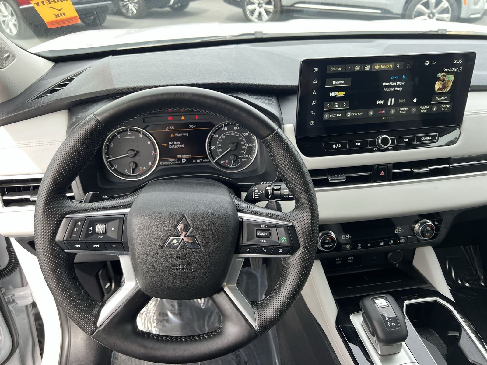 Used 2025 White Mitsubishi SE image 11