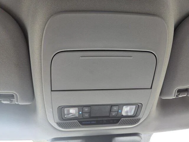 Used 2023 Iconic Silver Metallic Ford XLT image 20