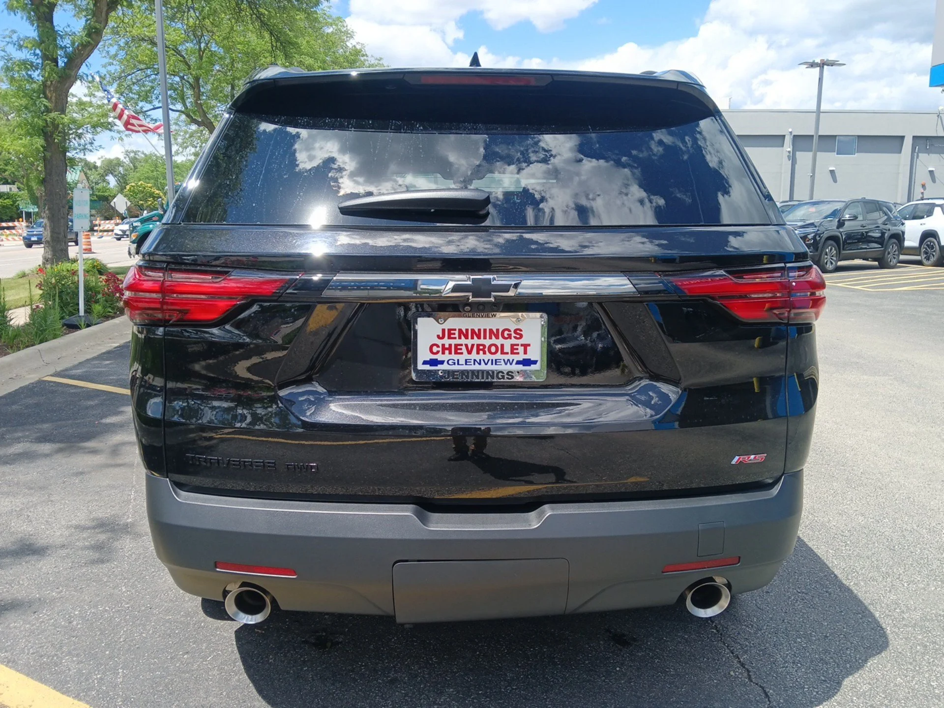 Used 2023 Mosaic Black Metallic Chevrolet RS image 29