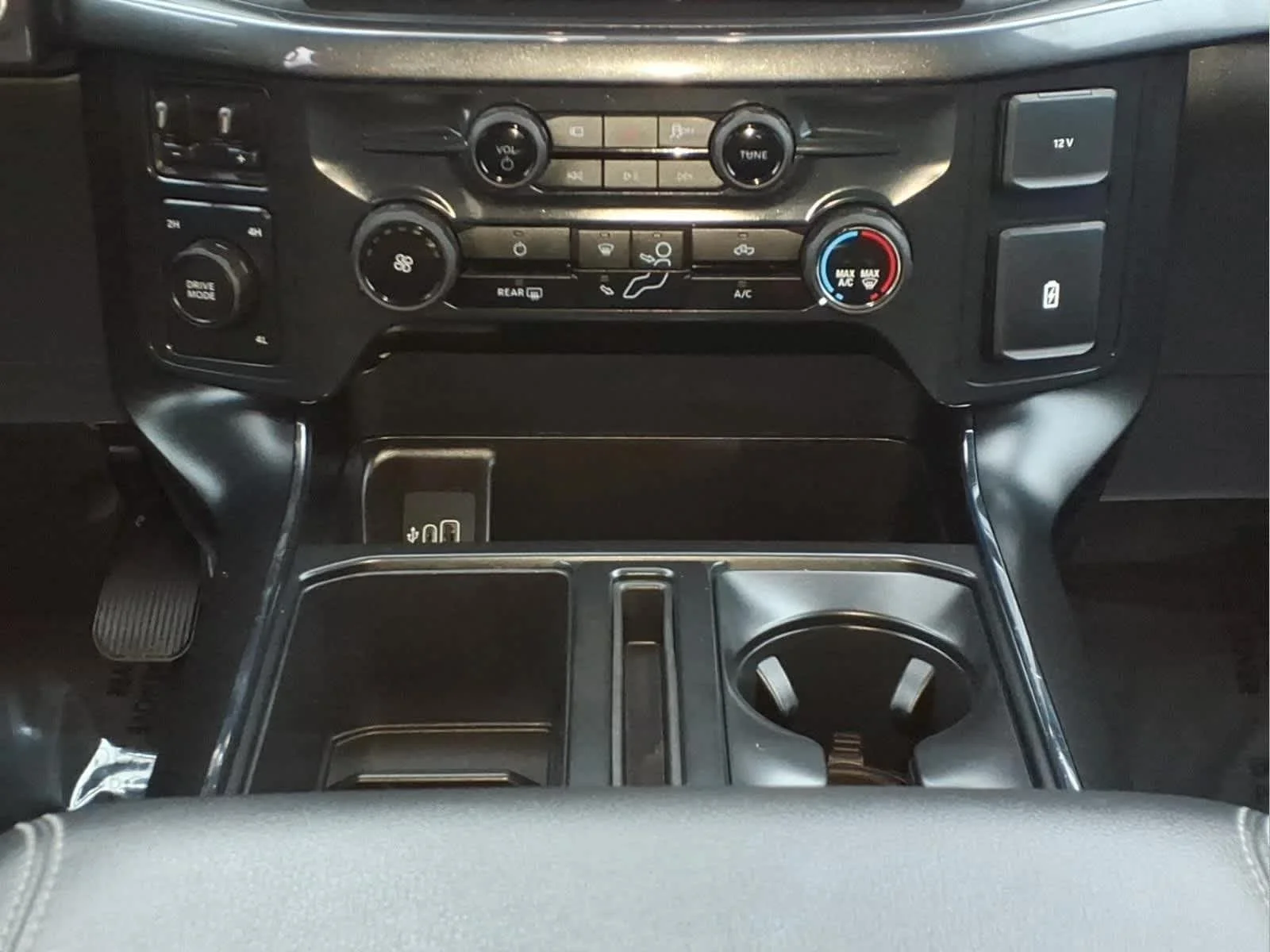 Used 2025 Agate Black Ford STX image 25