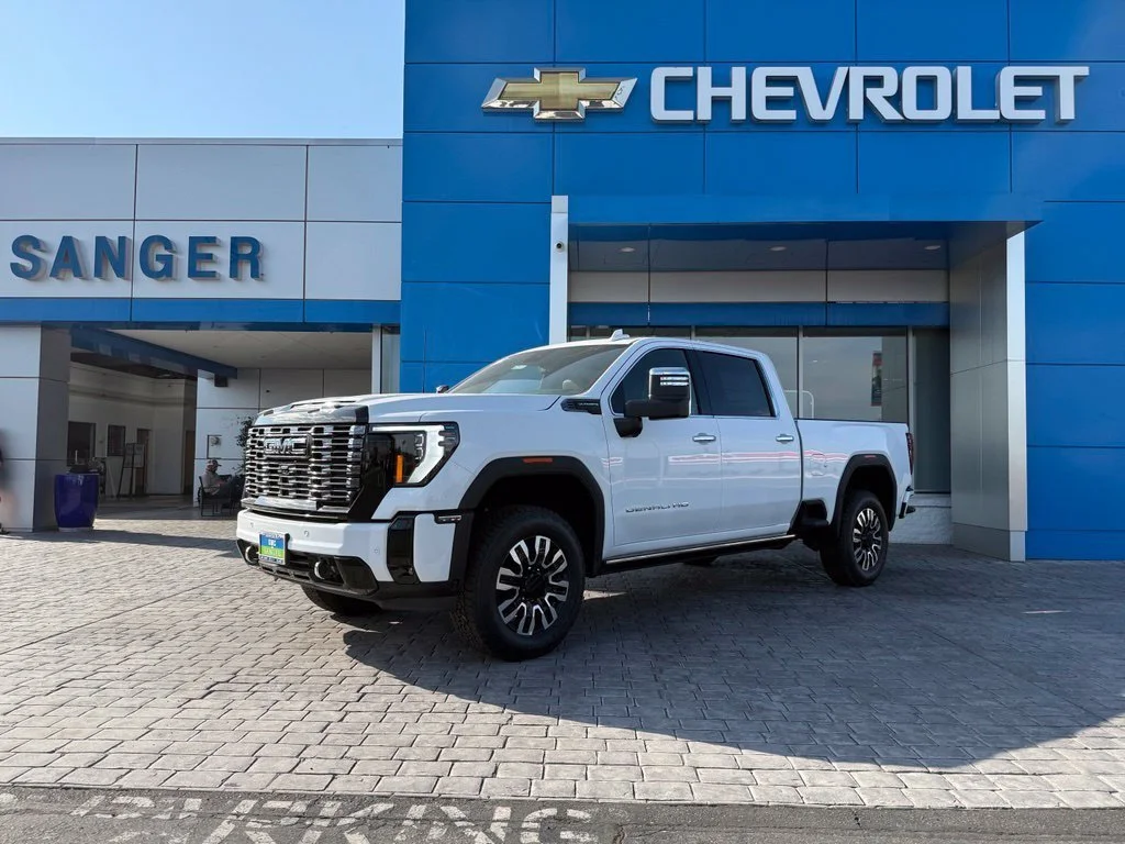 New 2026 Summit White GMC Denali Ultimate image 2