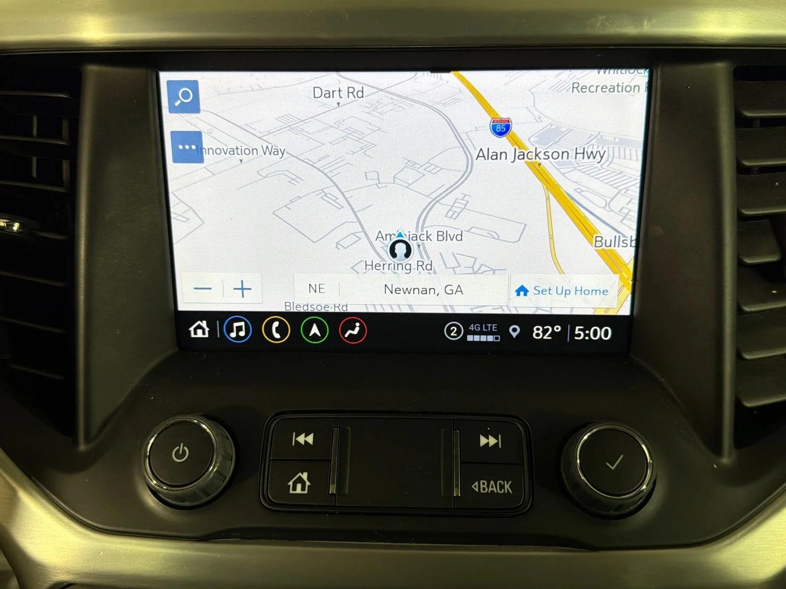 Used 2022 White GMC SLT image 3