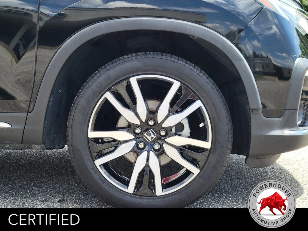 Used 2021  Honda Touring image 11