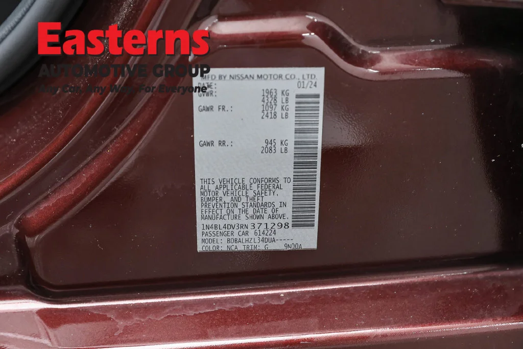 Used 2024 Red Nissan 2.5 SV image 37