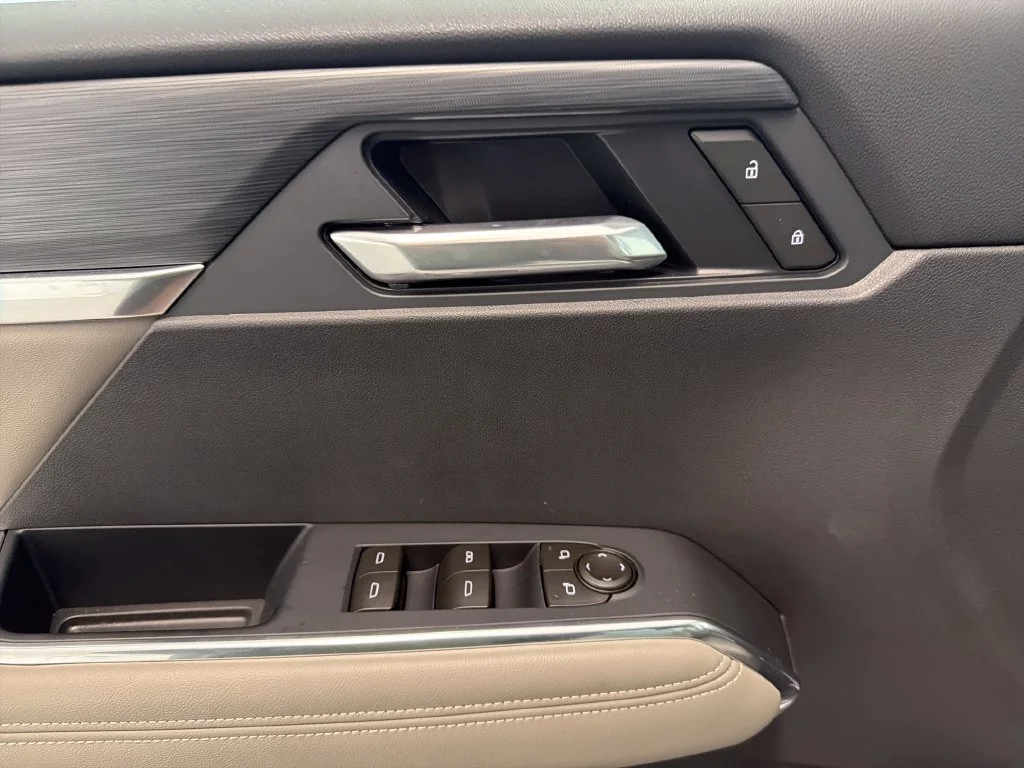 New 2026 Summit White GMC Elevation image 14
