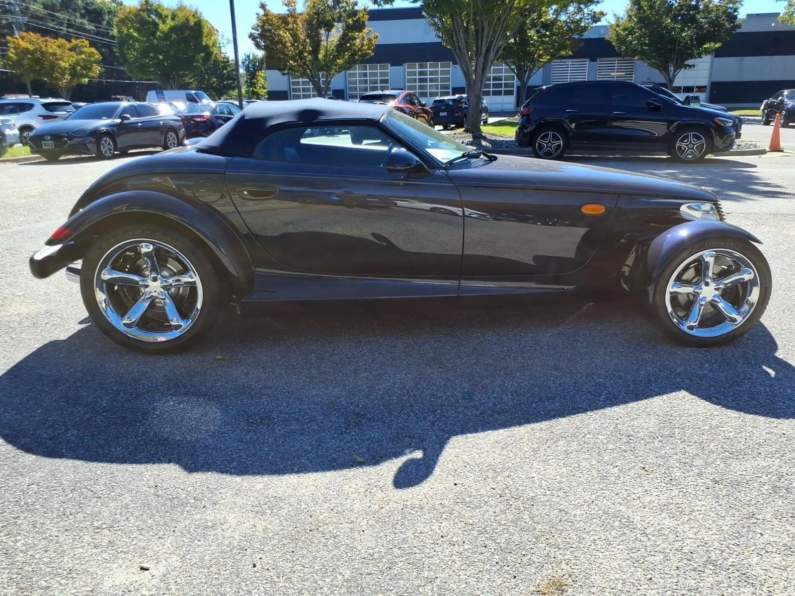 Used 2001 Prowler Midnight Blue Pearl Plymouth Roadster image 9