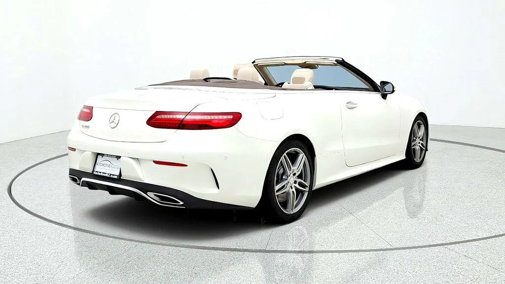 Used 2018 designo Diamond White Mercedes-Benz E 400 RWD Cabriolet w/ AMG® Line, Premium Pkg & Massage Seats image 5
